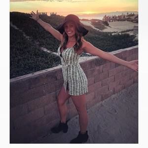 Meet your Posher, Alexis